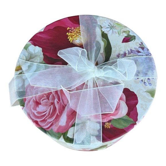 Summer River Floral Teacup & Saucer Gift Set with Box - Picture 10 of 12